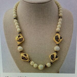 Vintage Mid-Century Asian Fan Motif  Necklace-Costume Jewelry 15”